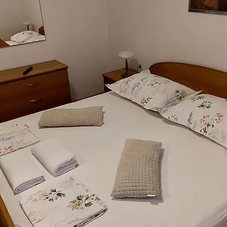Sonja Apartment *